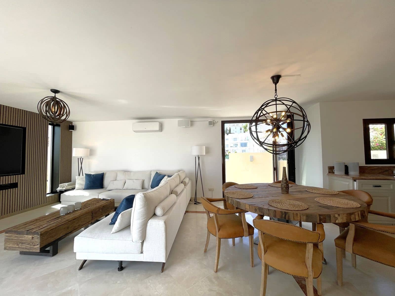 5 soveværelse Villa til salg i Riviera del Sol med swimmingpool garage - € 1.200.000 (Ref: 7601002)