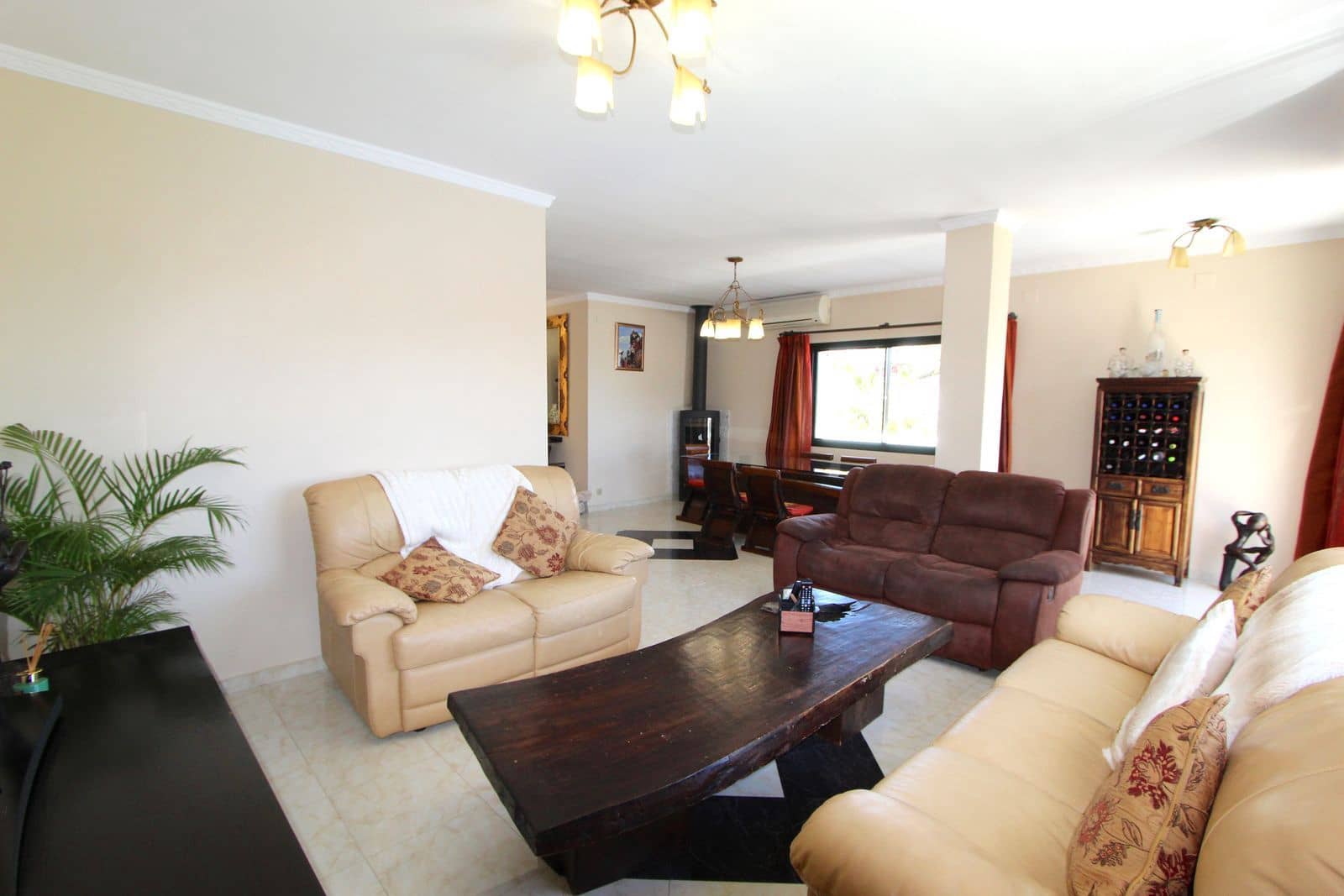 4 soverom Villa til salgs i Calahonda med svømmebasseng garasje - € 750 000 (Ref: 7627877)