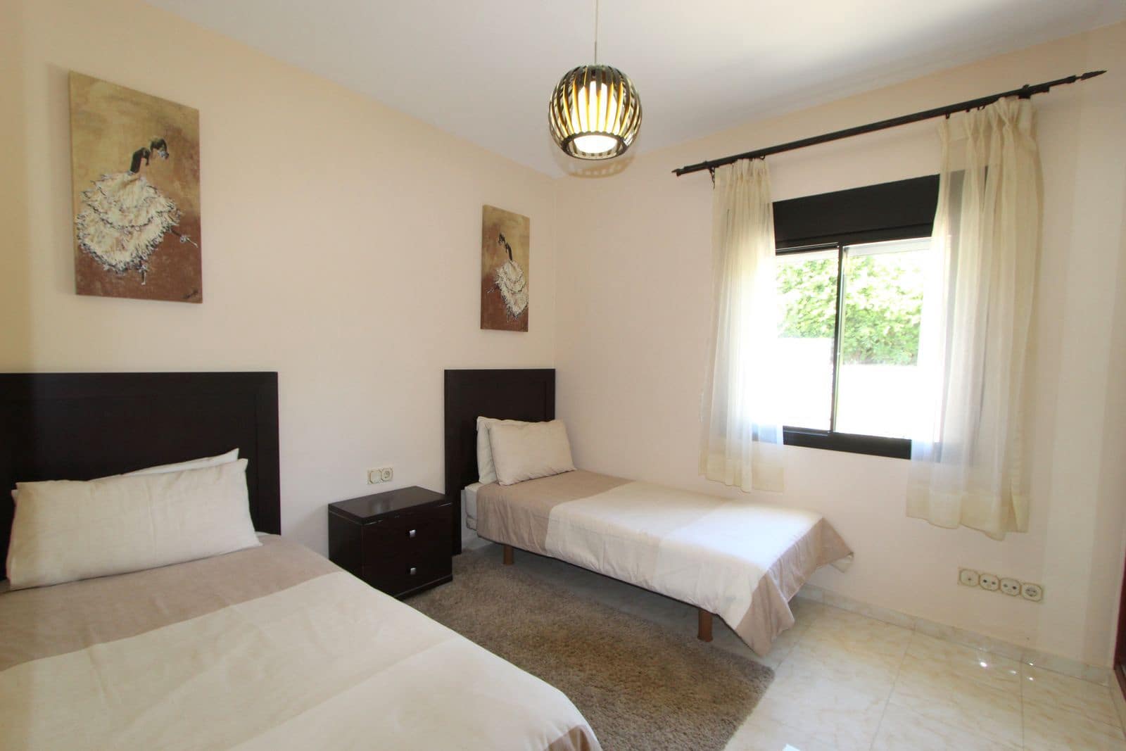 4 soverom Villa til salgs i Calahonda med svømmebasseng garasje - € 750 000 (Ref: 7627877)