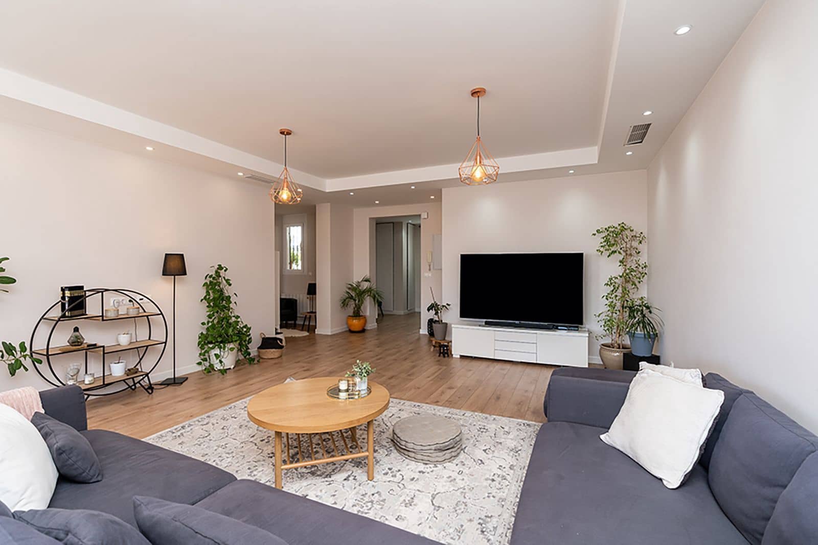 5 slaapkamer Huis te koop in Nueva Andalucia met zwembad garage - € 750.000 (Ref: 7627878)