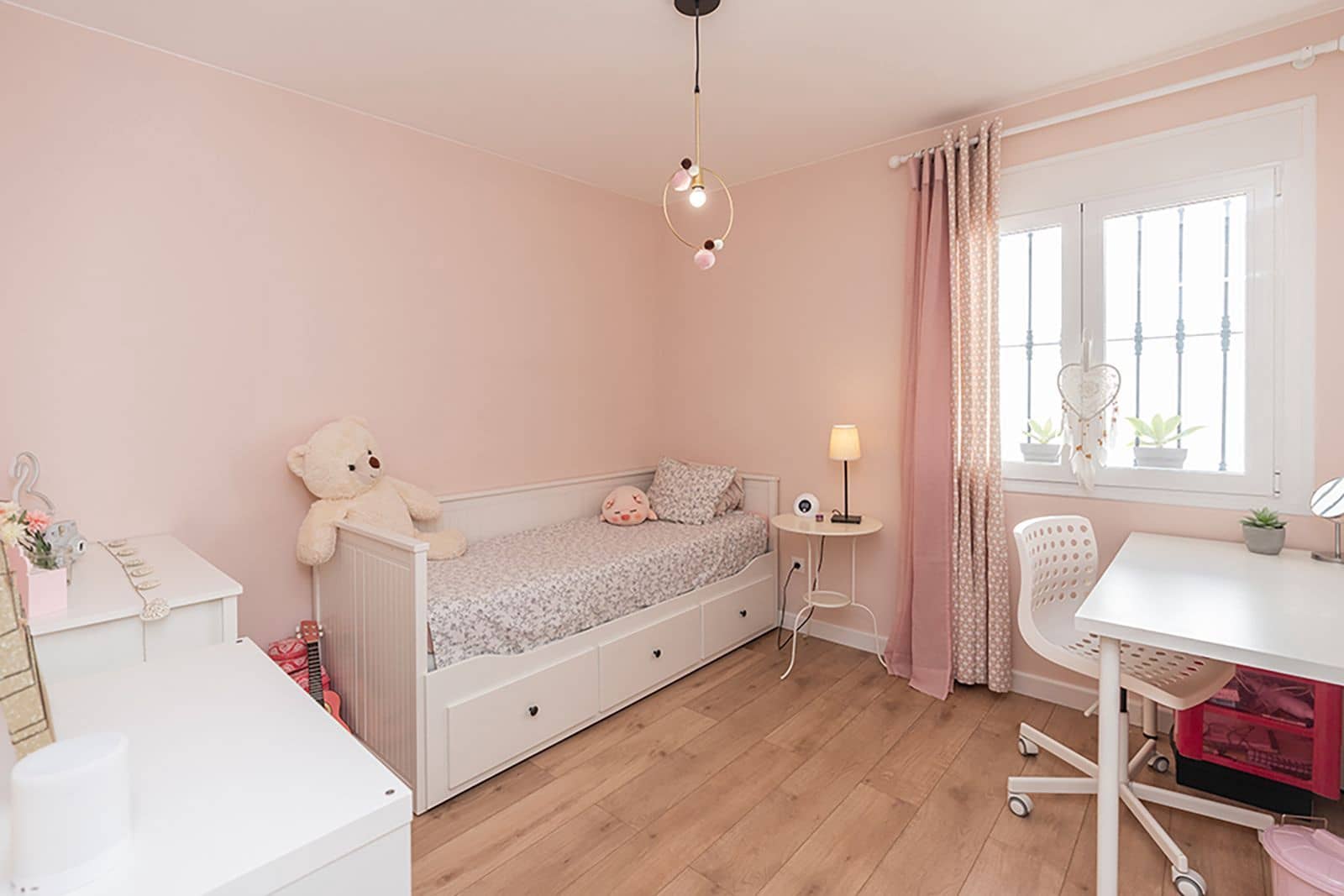 5 slaapkamer Huis te koop in Nueva Andalucia met zwembad garage - € 750.000 (Ref: 7627878)