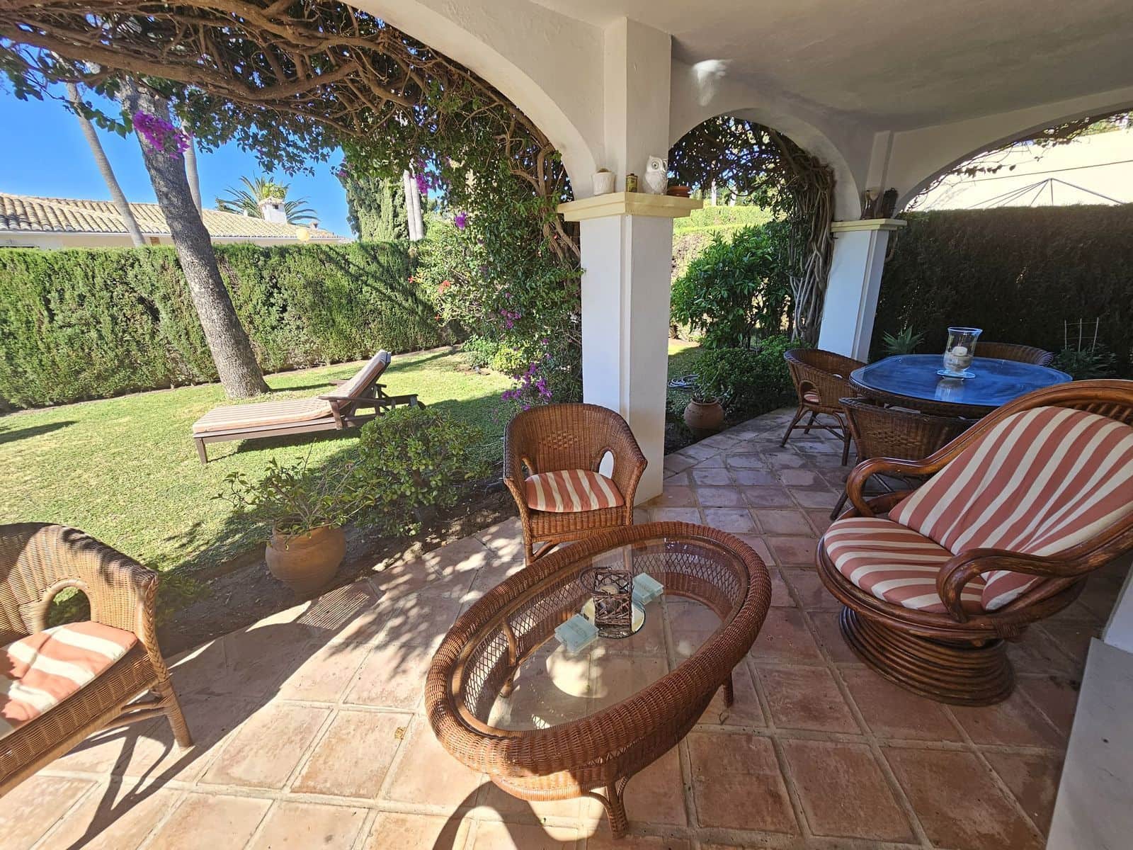 4 sovrum Villa till salu i Calahonda med pool garage - 695 000 € (Ref: 7635638)