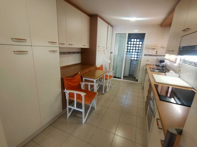 4 soverom Penthouse til salgs i Guadalmina, Marbella med svømmebasseng garasje - € 700 000 (Ref: 7670391)