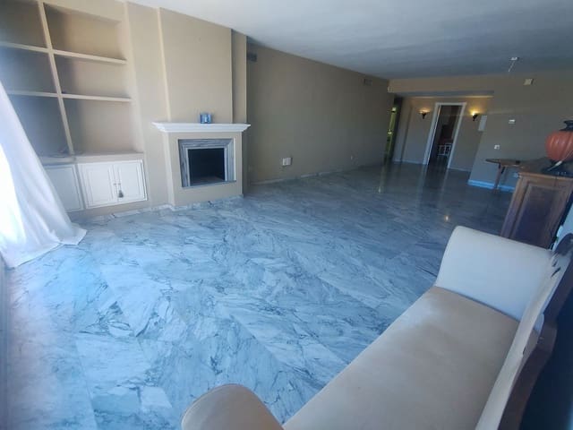 4 soverom Penthouse til salgs i Guadalmina, Marbella med svømmebasseng garasje - € 700 000 (Ref: 7670391)