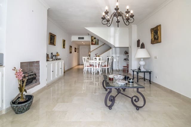 3 slaapkamer Huis te koop in Nueva Andalucia, Marbella met zwembad garage - € 565.000 (Ref: 7683240)