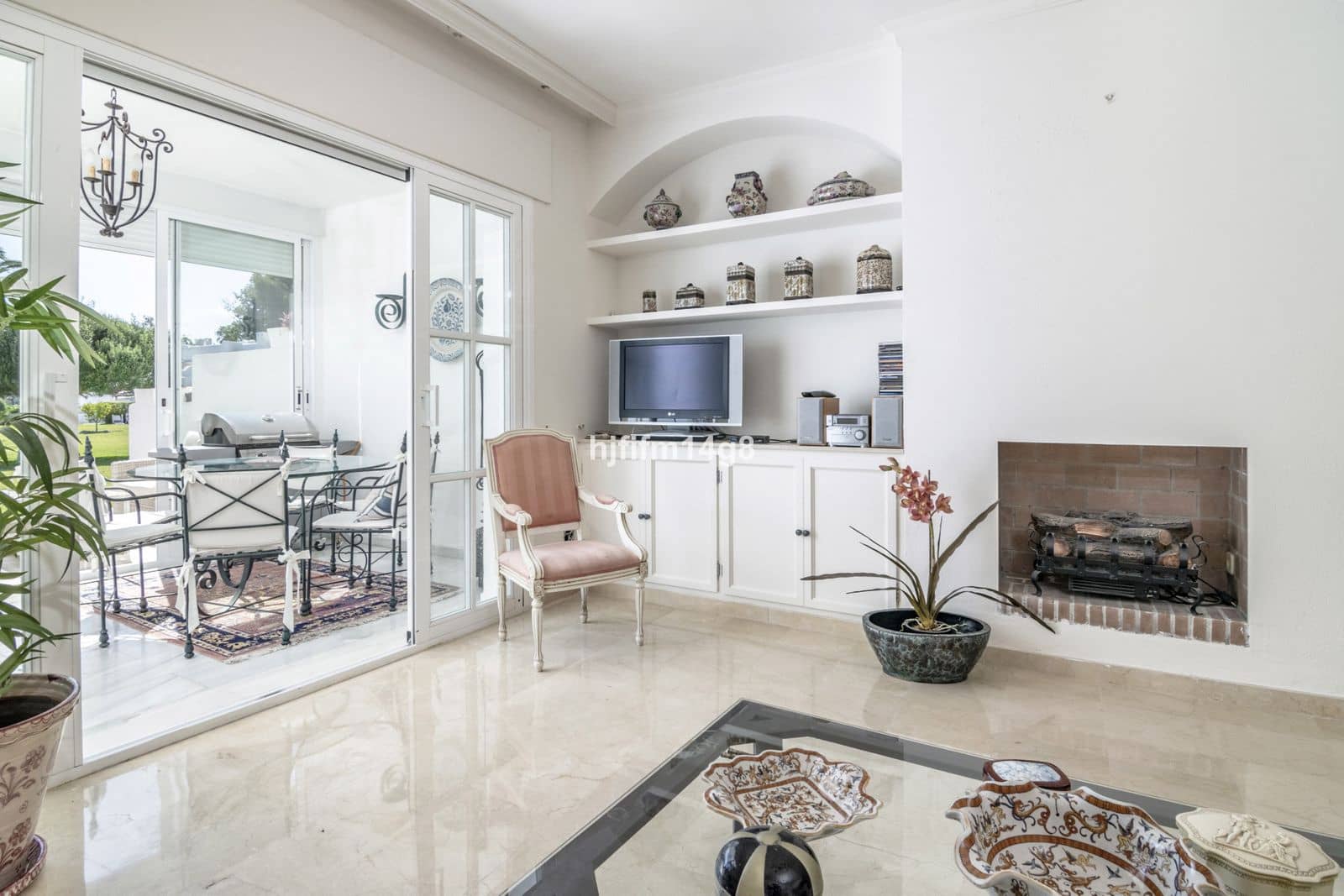 3 soveværelse Byhus til salg i Nueva Andalucia med swimmingpool garage - € 565.000 (Ref: 7683240)