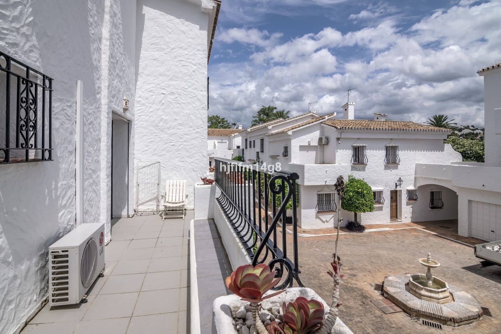 3 sovrum Hus till salu i Nueva Andalucia med pool garage - 635 000 € (Ref: 7685070)