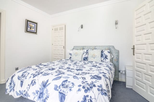 3 soverom Hus til salgs i Nueva Andalucia, Marbella med svømmebasseng garasje - € 635 000 (Ref: 7685070)