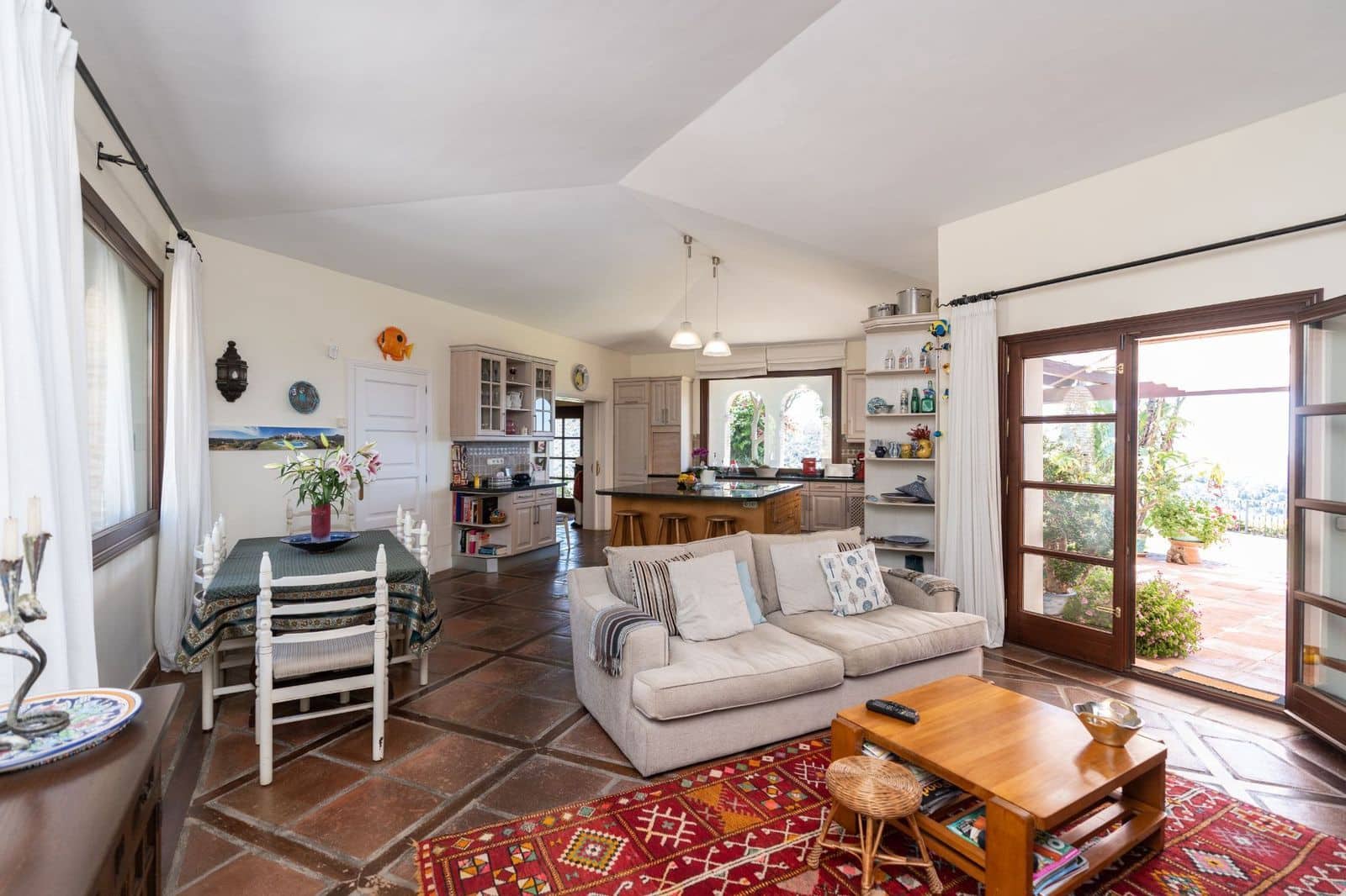 3 soverom Villa til salgs i Benahavis med svømmebasseng garasje - € 1 950 000 (Ref: 7685071)