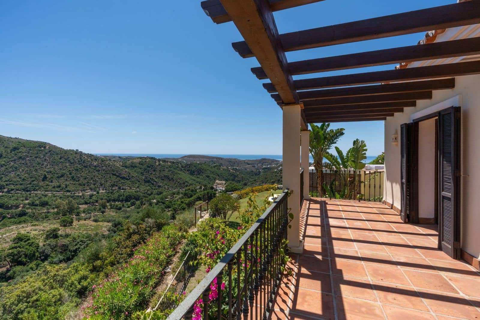 3 soverom Villa til salgs i Benahavis med svømmebasseng garasje - € 1 950 000 (Ref: 7685071)