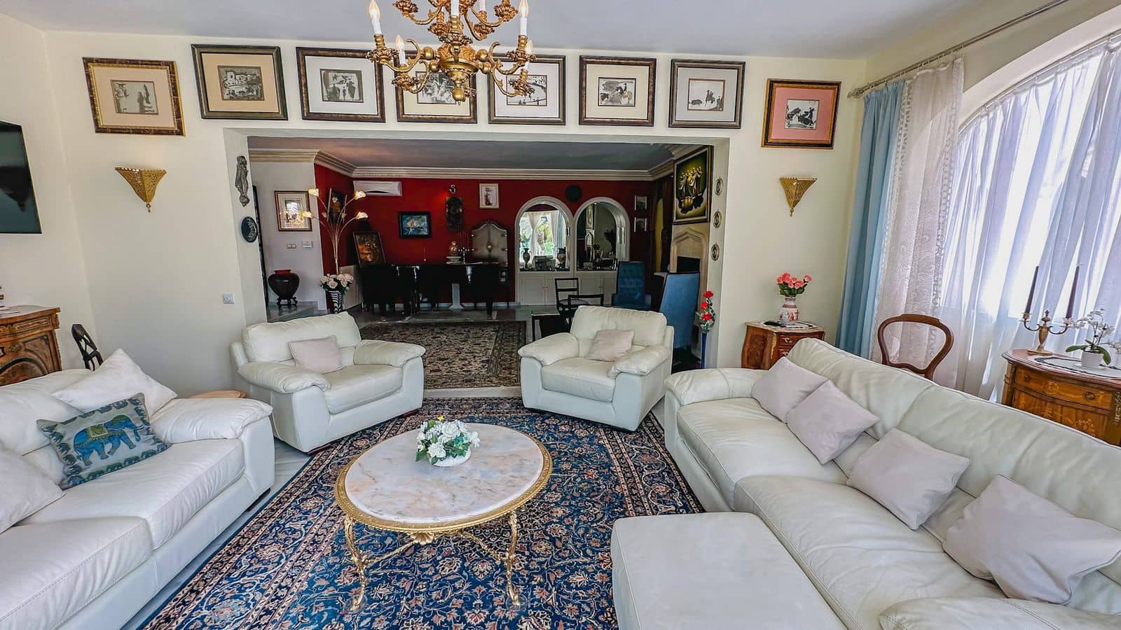 4 soverom Villa til salgs i El Paraiso med svømmebasseng garasje - € 1 980 000 (Ref: 7698981)