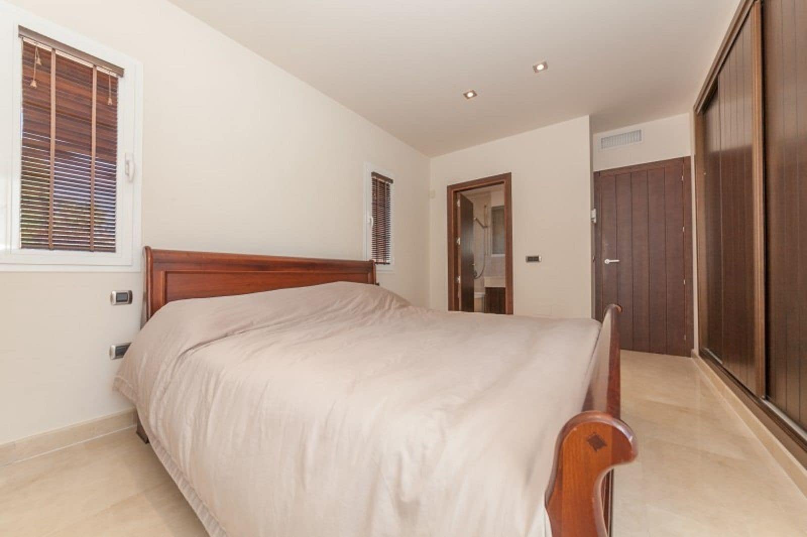 4 soverom Villa til salgs i Mijas Golf med svømmebasseng garasje - € 1 495 000 (Ref: 7703088)