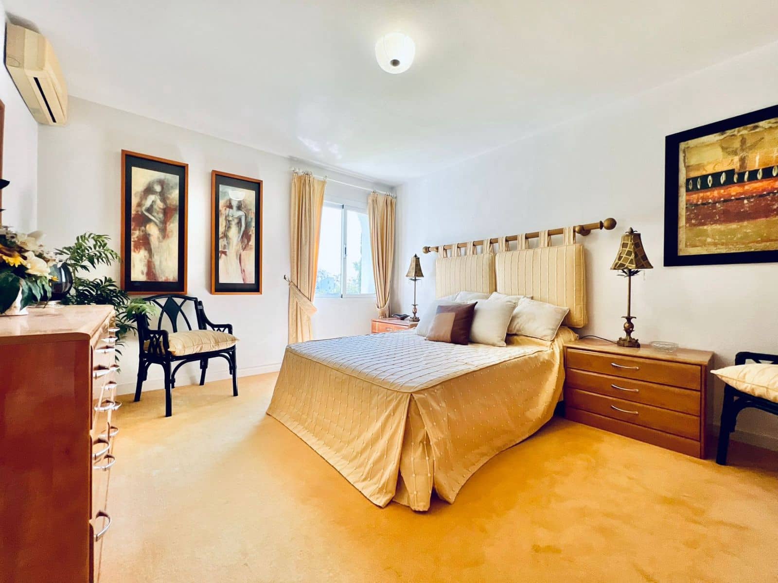 4 bedroom Villa for sale in Nueva Andalucia with pool garage - € 1,450,000 (Ref: 7731680)