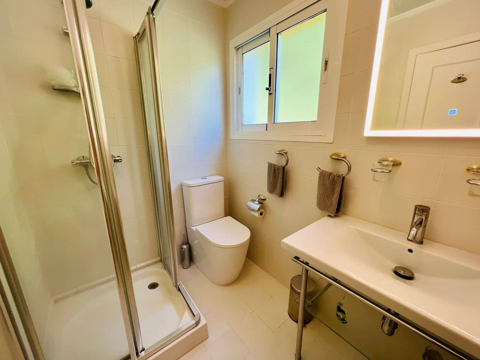 4 bedroom Villa for sale in Nueva Andalucia with pool garage - € 1,450,000 (Ref: 7731680)