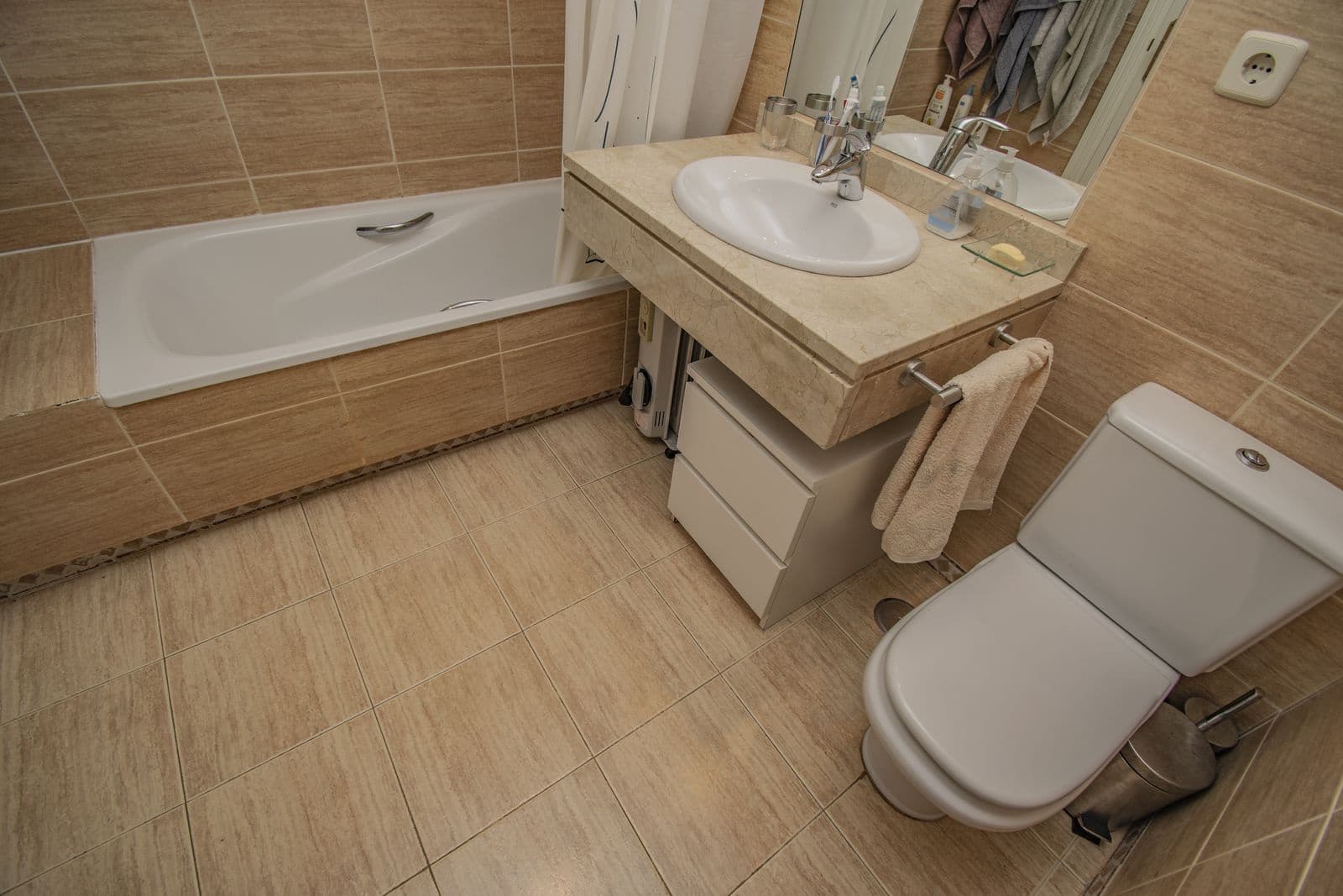 4 slaapkamer Appartement te koop in Nueva Andalucia met zwembad garage - € 580.000 (Ref: 7731681)