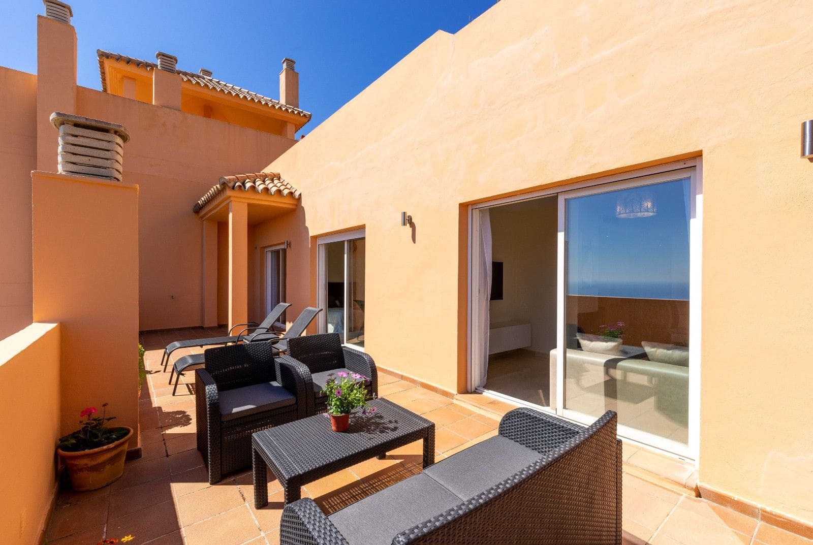 3 slaapkamer Penthouse te koop in Calahonda met zwembad garage - € 595.000 (Ref: 7747634)