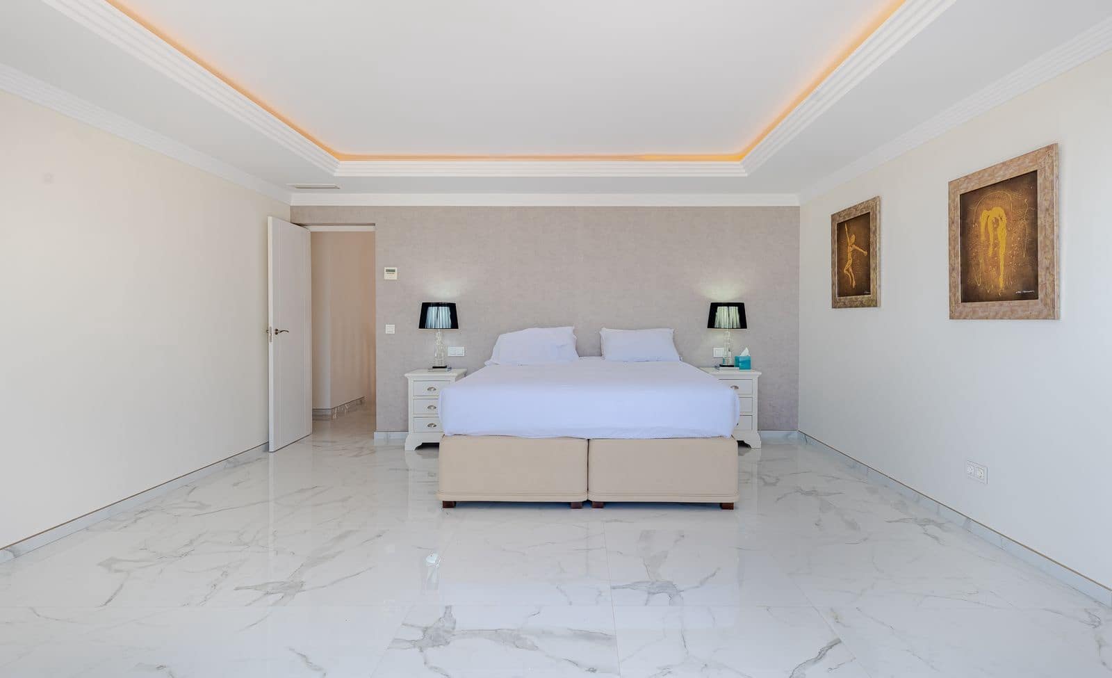 4 soveværelse Villa til salg i Benahavis med swimmingpool garage - € 1.849.999 (Ref: 7758637)