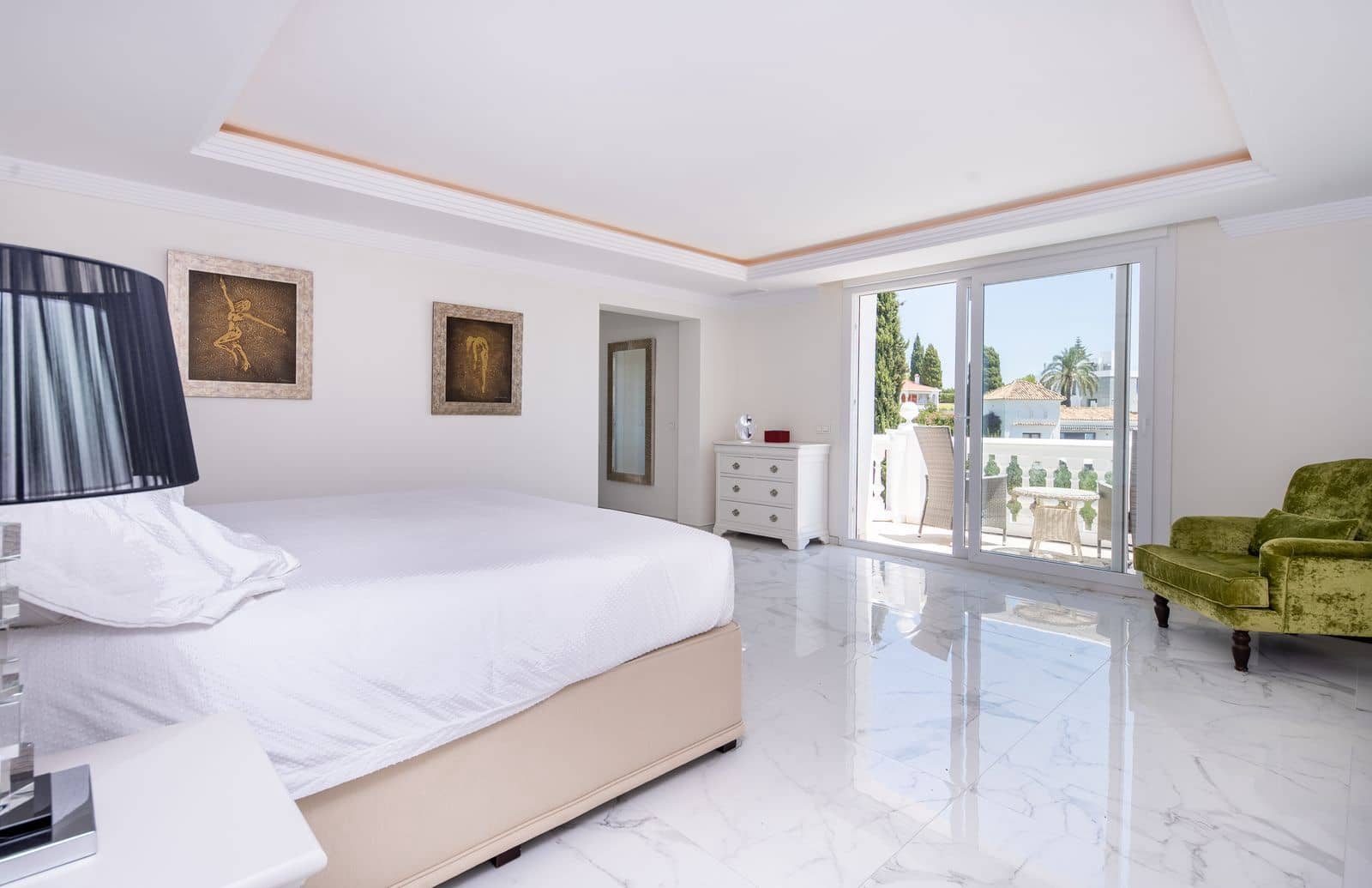 4 soveværelse Villa til salg i Benahavis med swimmingpool garage - € 1.849.999 (Ref: 7758637)