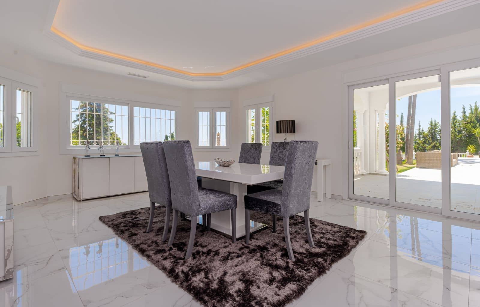 4 soveværelse Villa til salg i Benahavis med swimmingpool garage - € 1.849.999 (Ref: 7758637)