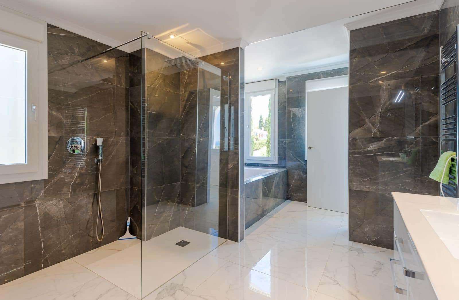 4 soveværelse Villa til salg i Benahavis med swimmingpool garage - € 1.849.999 (Ref: 7758637)