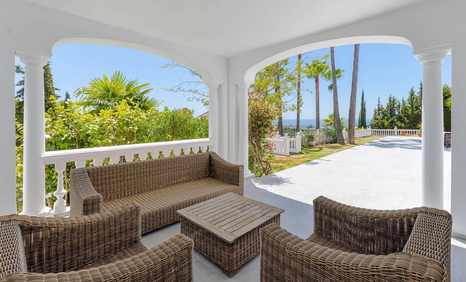 4 soveværelse Villa til salg i Benahavis med swimmingpool garage - € 1.849.999 (Ref: 7758637)