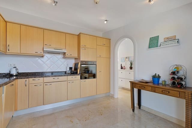 3 slaapkamer Penthouse te koop in Riviera del Sol, Mijas met zwembad garage - € 880.000 (Ref: 7762104)