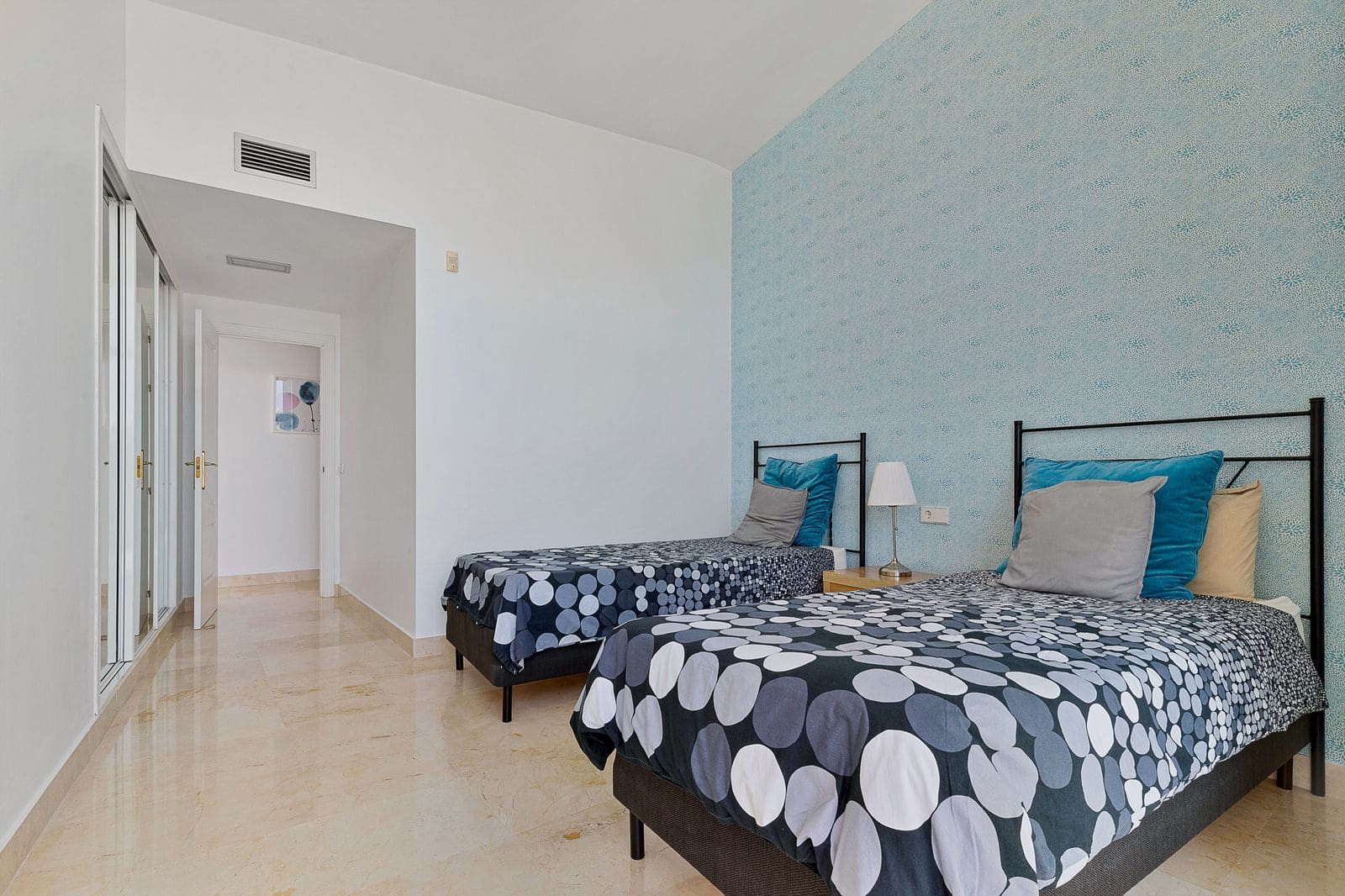 3 soveværelse Penthouse til salg i Riviera del Sol med swimmingpool garage - € 880.000 (Ref: 7762104)