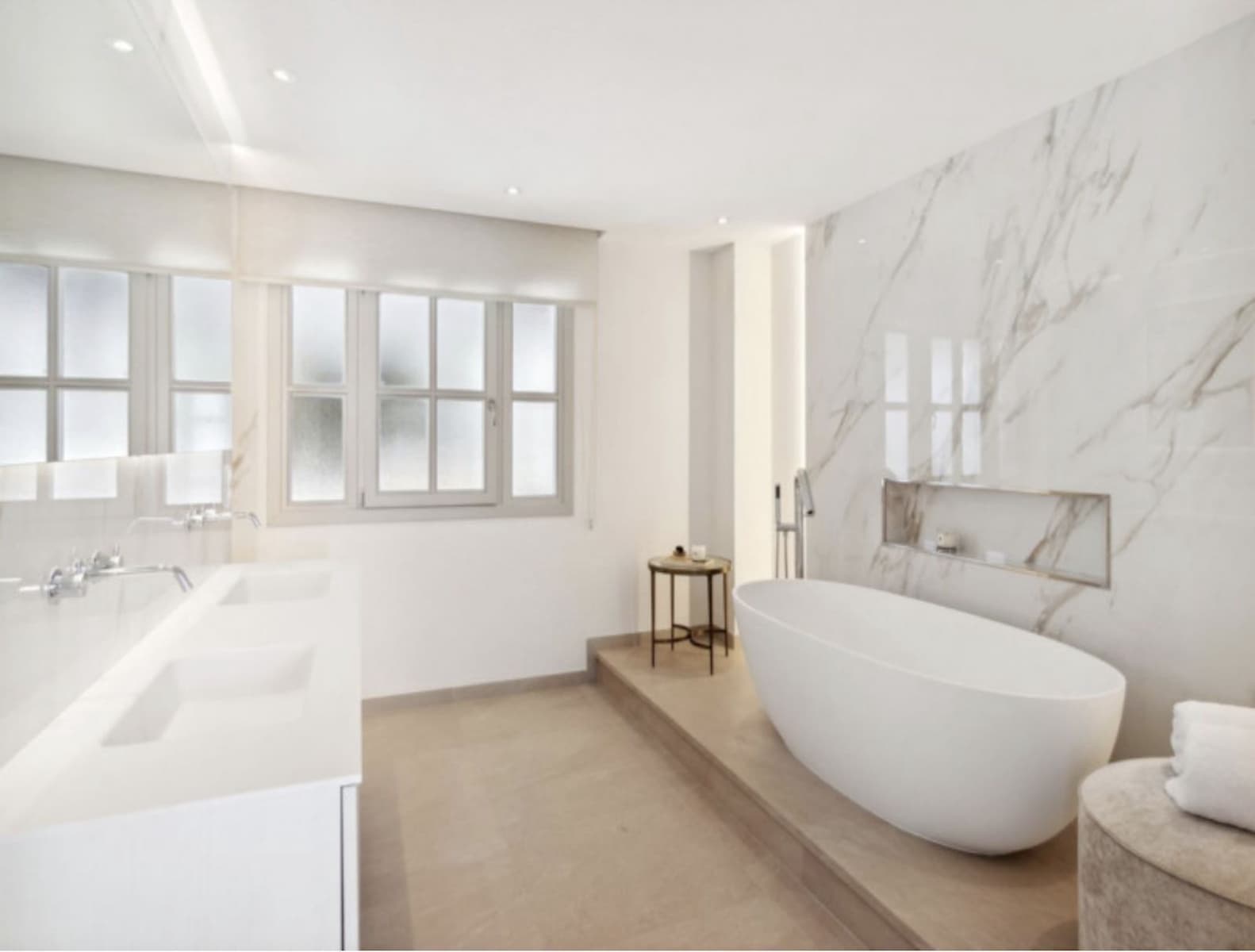 6 slaapkamer Villa te koop in Nueva Andalucia met zwembad garage - € 3.700.000 (Ref: 7762112)