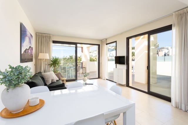 2 slaapkamer Penthouse te koop in Los Monteros, Marbella met zwembad - € 489.000 (Ref: 7762119)