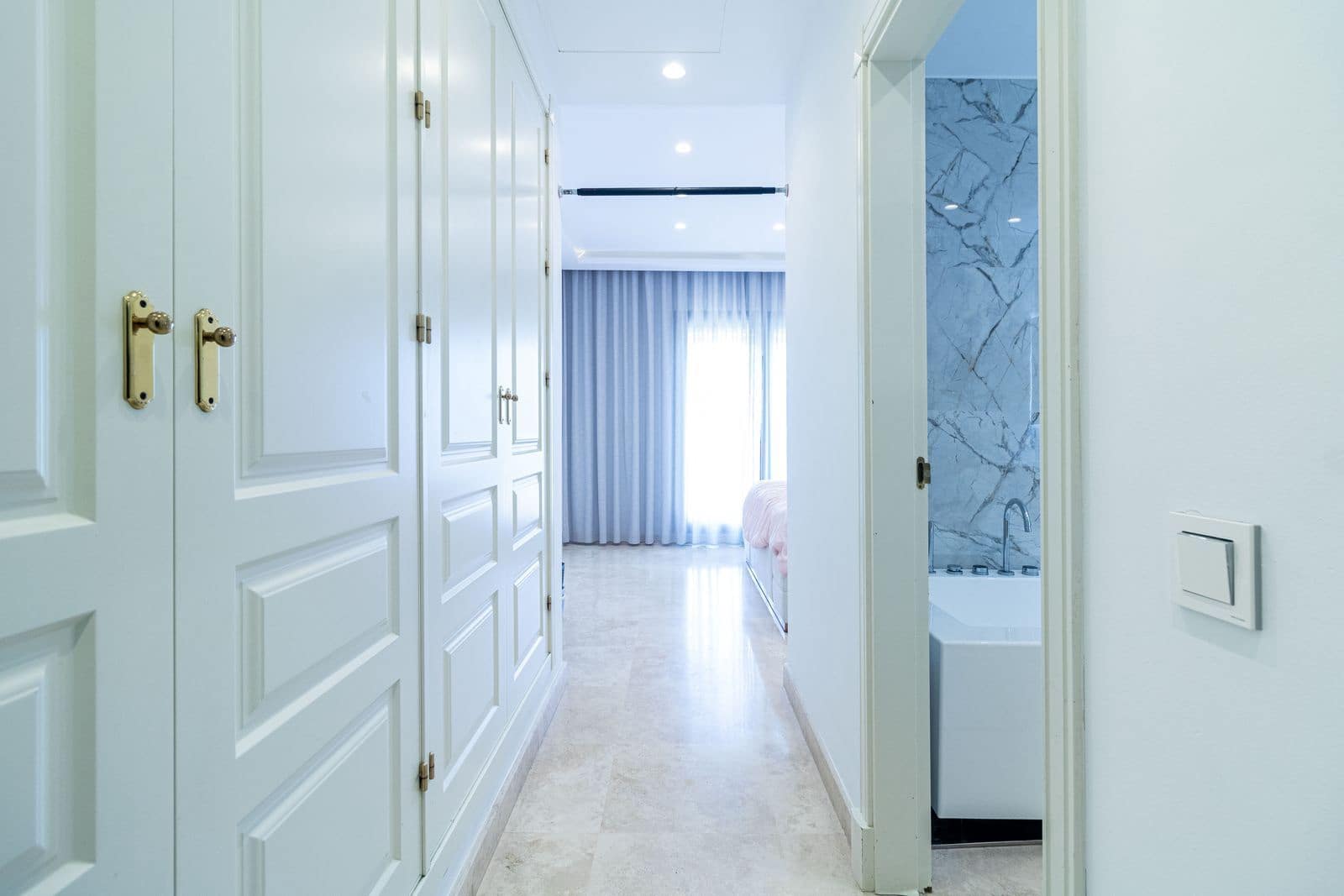 4 soverom Hus til salgs i Estepona med svømmebasseng garasje - € 780 000 (Ref: 7795513)