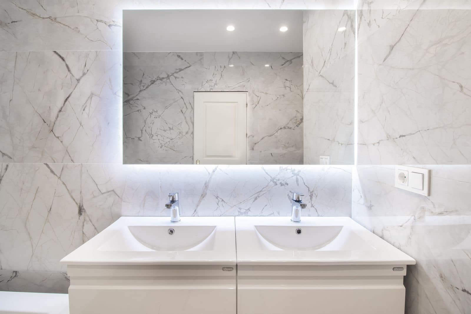 4 soverom Hus til salgs i Estepona med svømmebasseng garasje - € 780 000 (Ref: 7795513)