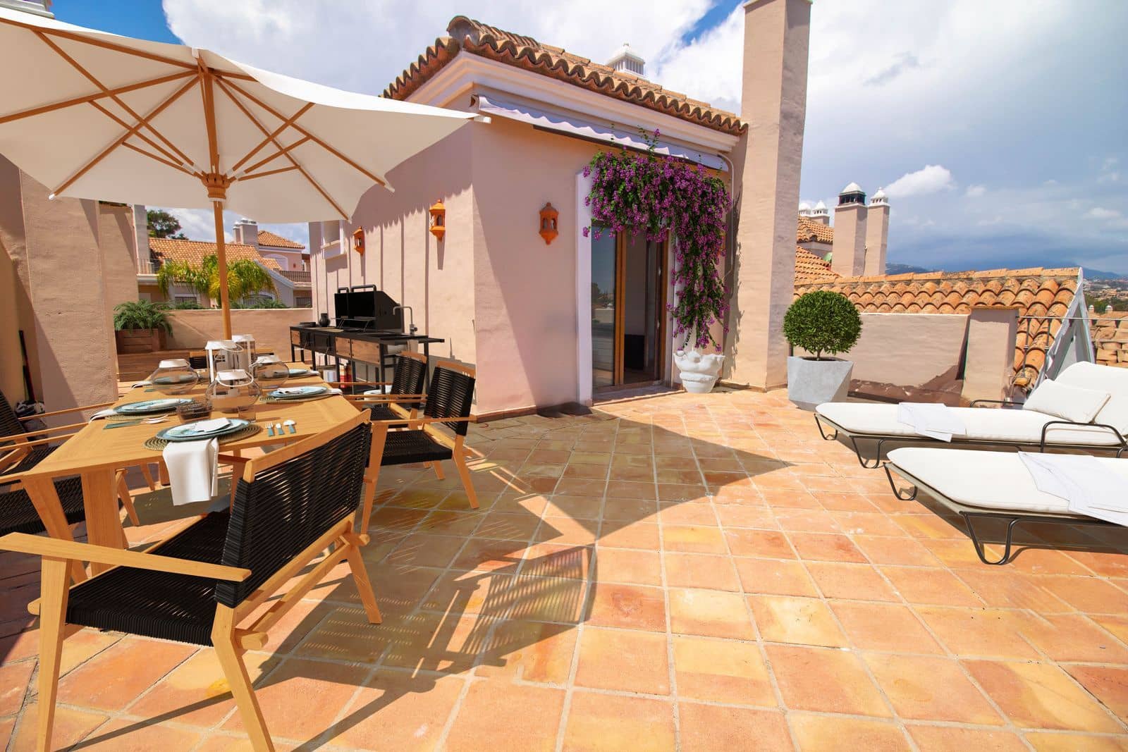 4 soverom Hus til salgs i Estepona med svømmebasseng garasje - € 780 000 (Ref: 7795513)