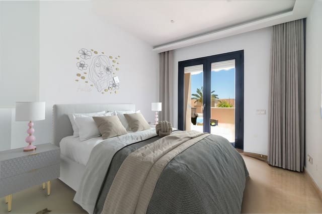 4 soverom Hus til salgs i Estepona med svømmebasseng garasje - € 780 000 (Ref: 7795513)