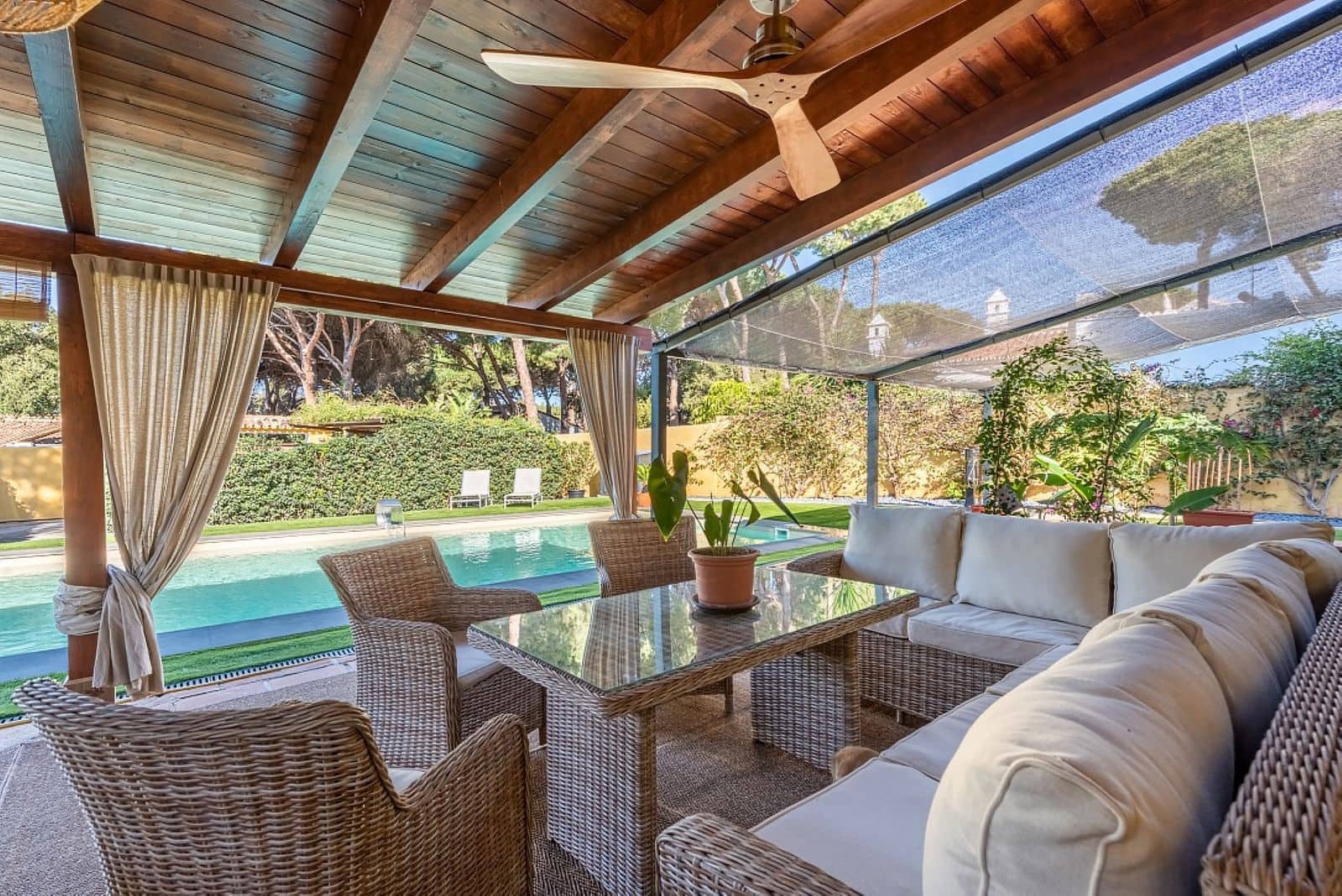 3 soveværelse Villa til salg i Elviria med swimmingpool garage - € 1.495.000 (Ref: 7800296)