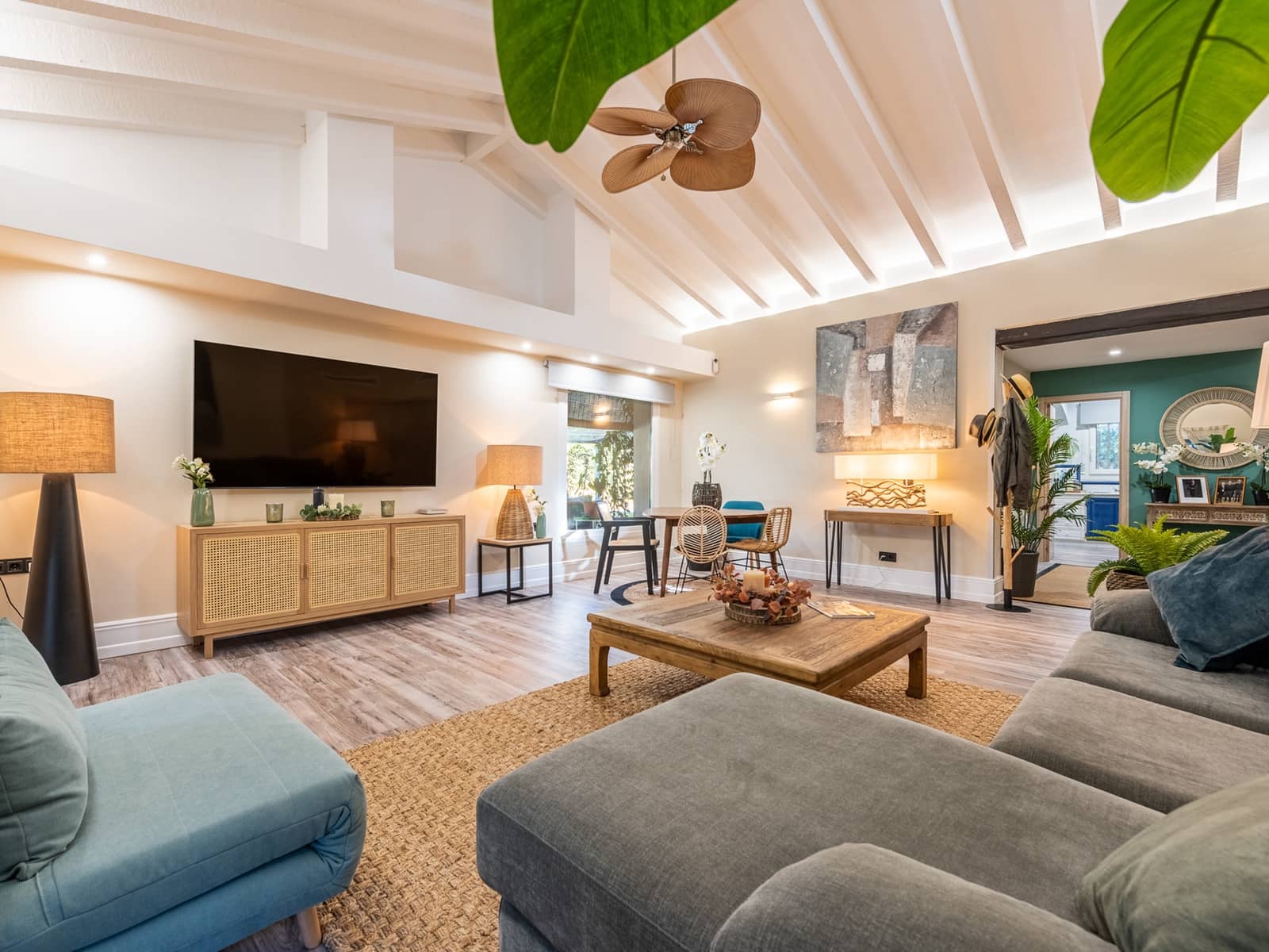 3 soveværelse Villa til salg i Elviria med swimmingpool garage - € 1.495.000 (Ref: 7800296)