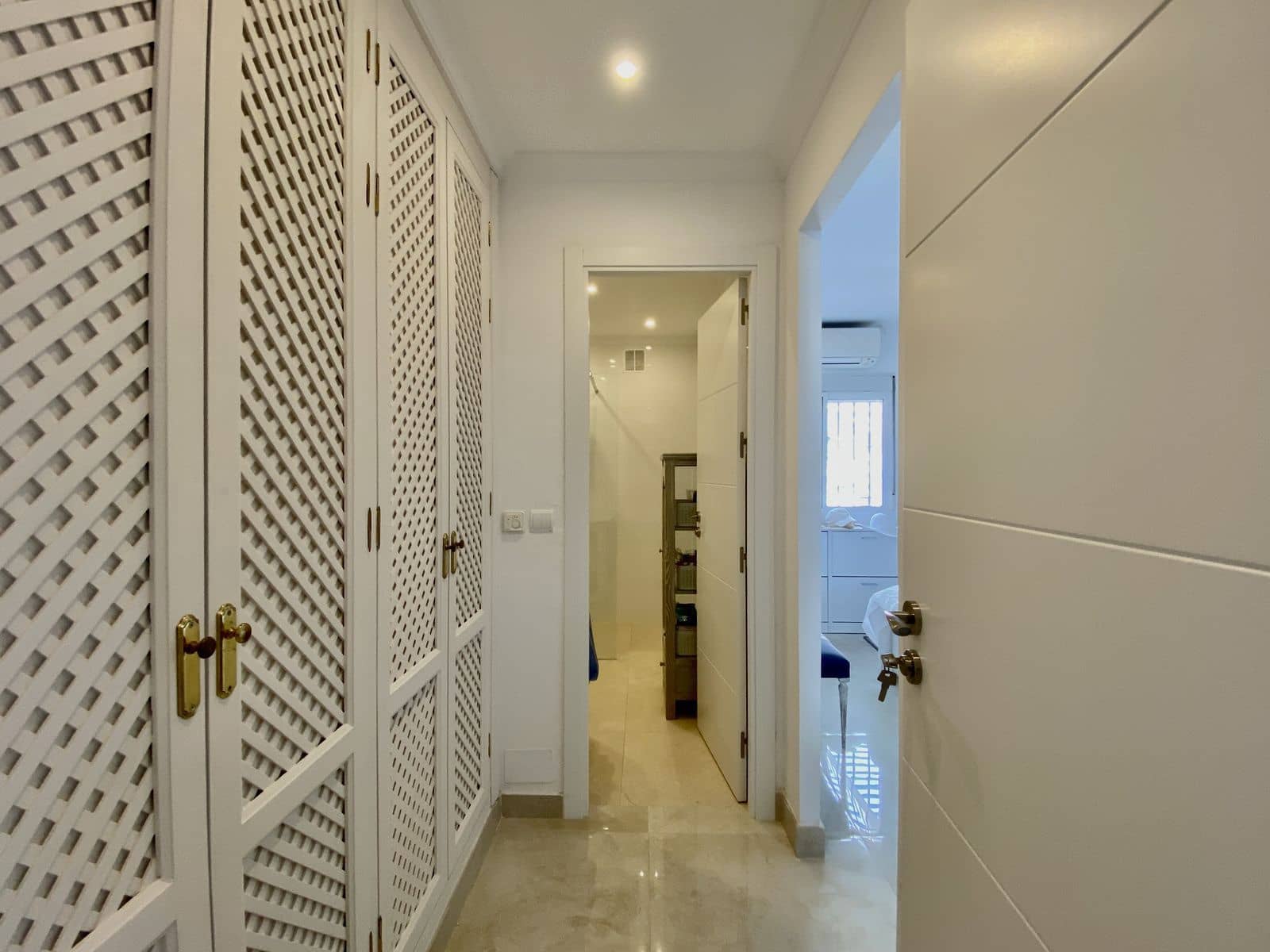 4 soverom Villa til salgs i La Cala de Mijas med svømmebasseng garasje - € 1 195 000 (Ref: 7808052)