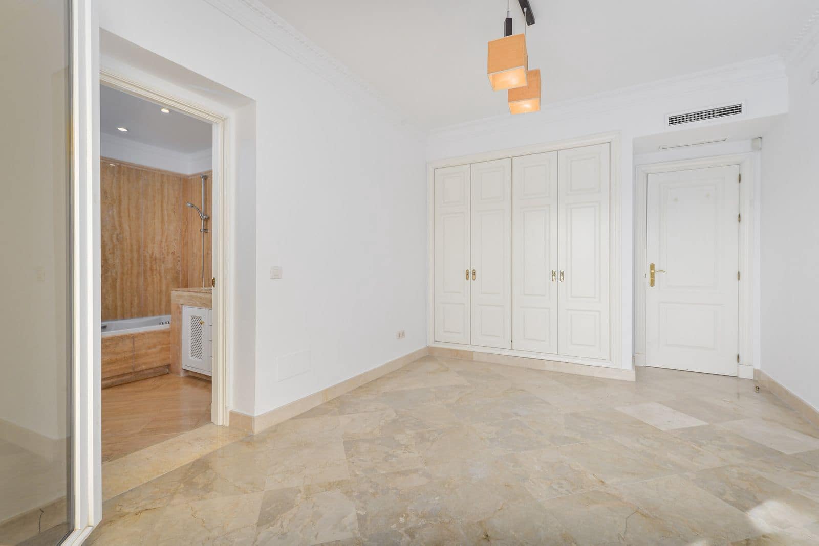 3 soveværelse Strandlejlighed til salg i Casares med swimmingpool garage - € 295.000 (Ref: 7810016)