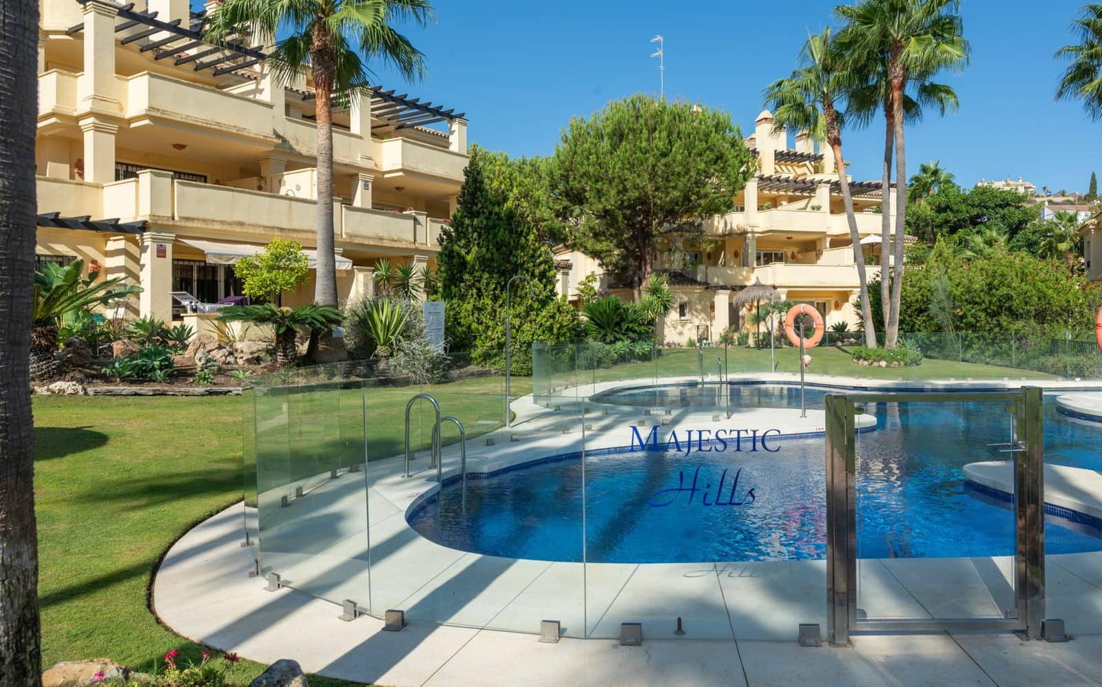 3 soveværelse Strandlejlighed til salg i Casares med swimmingpool garage - € 295.000 (Ref: 7810016)