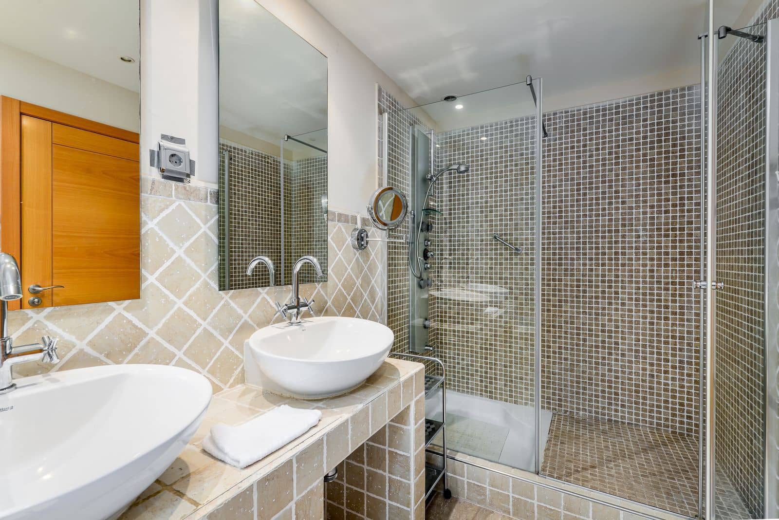 2 sovrum Lägenhet till salu i Estepona med pool garage - 380 000 € (Ref: 7827084)