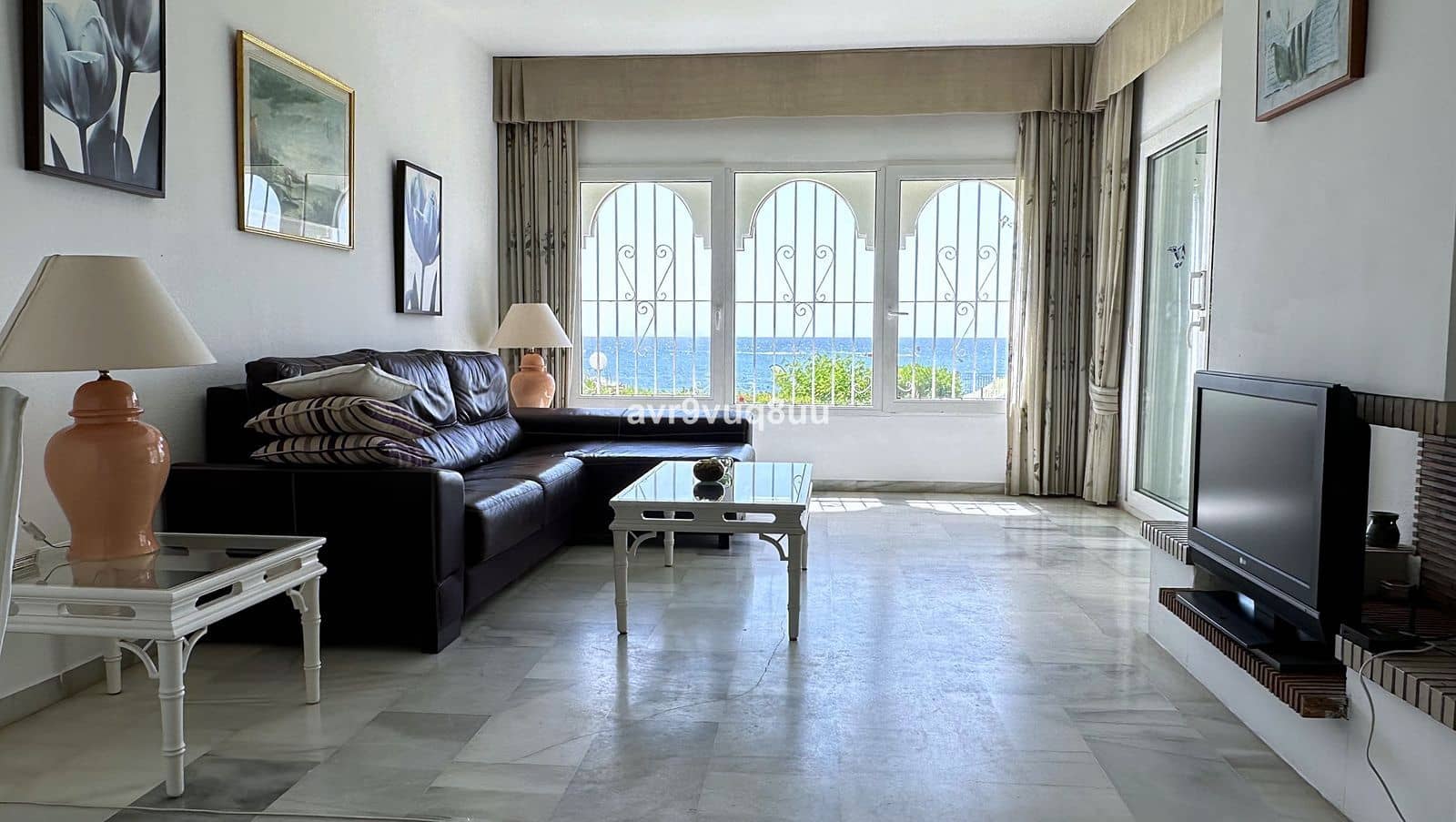 3 slaapkamer Strandappartement te koop in La Cala de Mijas met zwembad - € 750.000 (Ref: 7841238)