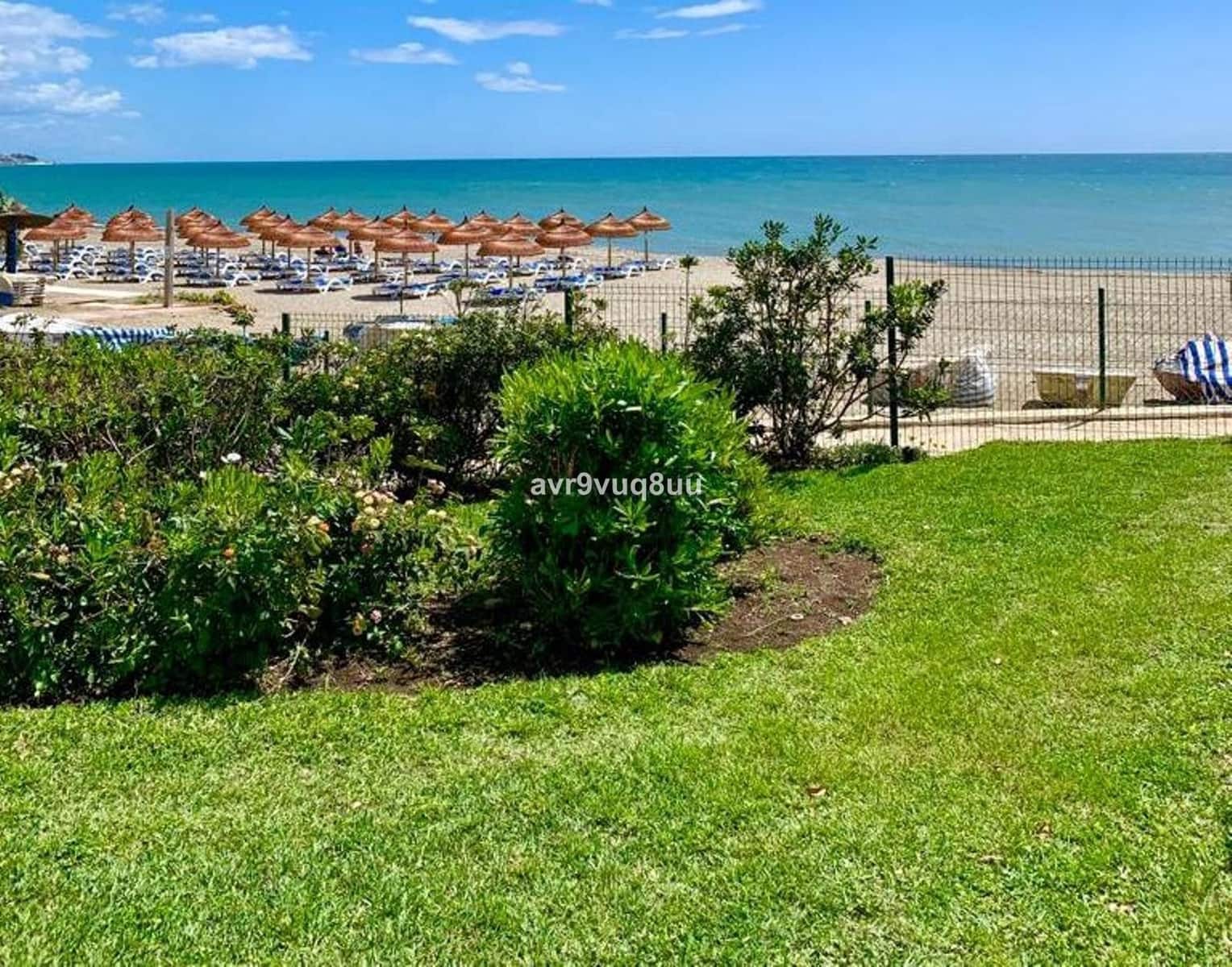 3 slaapkamer Strandappartement te koop in La Cala de Mijas met zwembad - € 750.000 (Ref: 7841238)