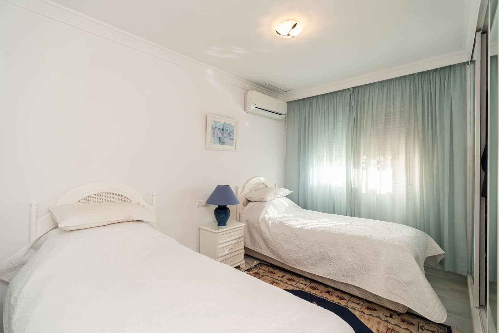 5 soveværelse Villa til salg i Marbesa med swimmingpool - € 1.495.000 (Ref: 7843964)