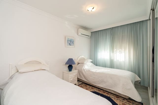 5 soverom Villa til salgs i Marbesa, Marbella med svømmebasseng - € 1 495 000 (Ref: 7843964)