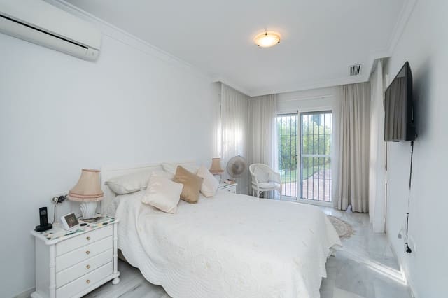 5 soverom Villa til salgs i Marbesa, Marbella med svømmebasseng - € 1 495 000 (Ref: 7843964)