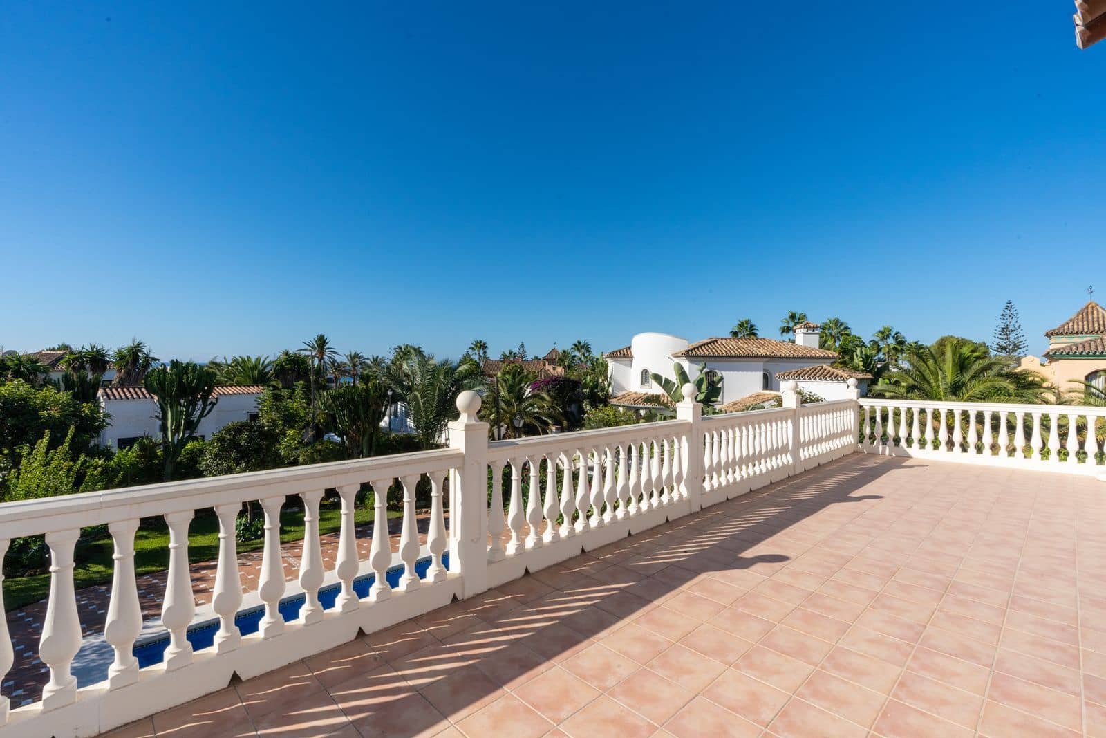 5 soveværelse Villa til salg i Marbesa med swimmingpool - € 1.495.000 (Ref: 7843964)