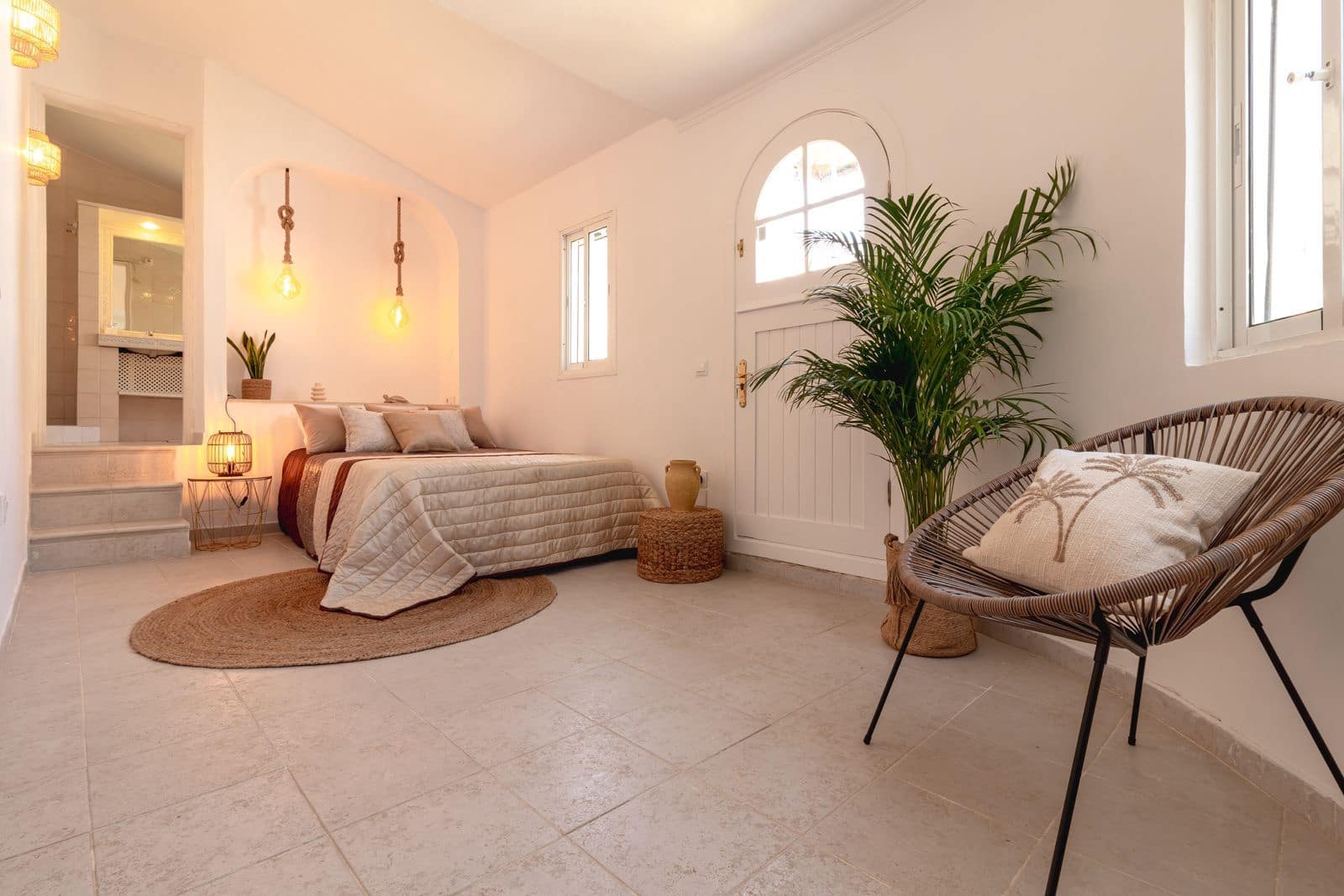 5 sovrum Villa till salu i Estepona med pool - 964 000 € (Ref: 7849917)