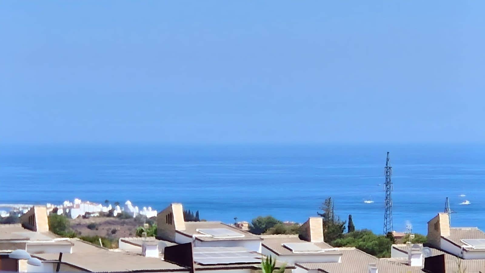 5 sovrum Villa till salu i Estepona med pool - 964 000 € (Ref: 7849917)