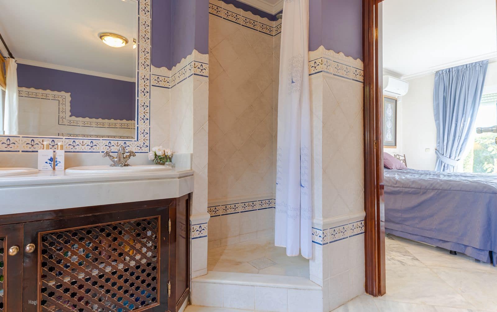 3 soveværelse Villa til salg i Bahia de Marbella med swimmingpool - € 1.900.000 (Ref: 7852590)