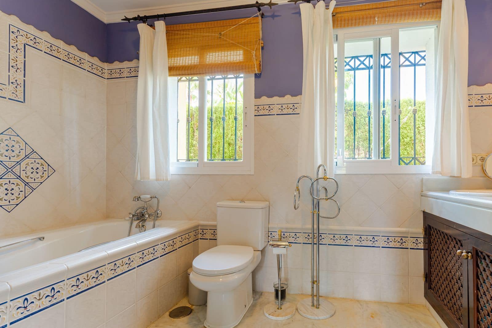 3 soveværelse Villa til salg i Bahia de Marbella med swimmingpool - € 1.900.000 (Ref: 7852590)