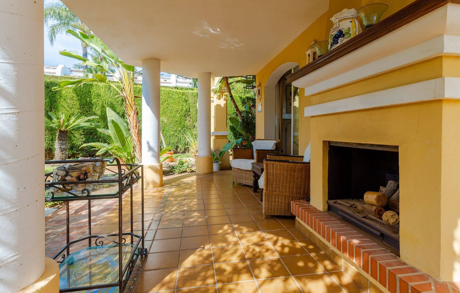 3 soveværelse Villa til salg i Bahia de Marbella med swimmingpool - € 1.900.000 (Ref: 7852590)